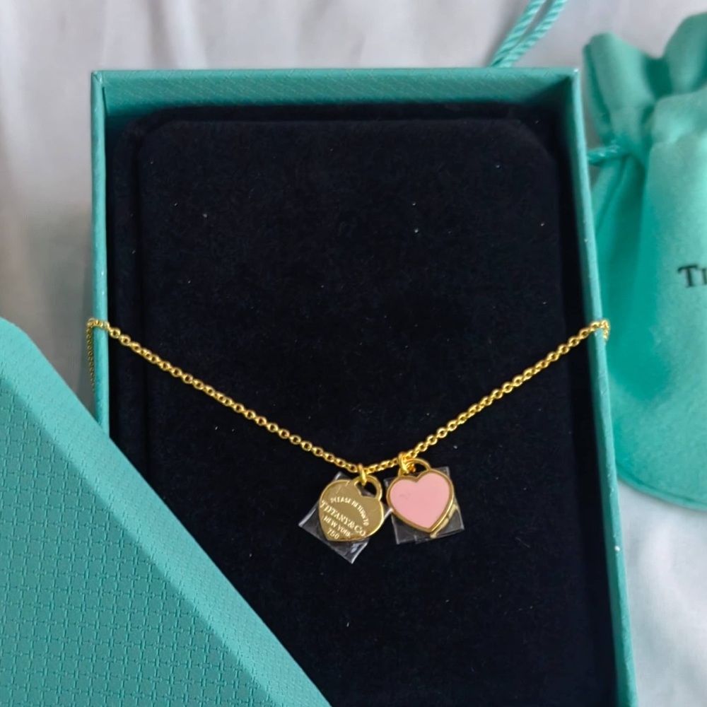 Chic Gold and Pink Heart Necklace